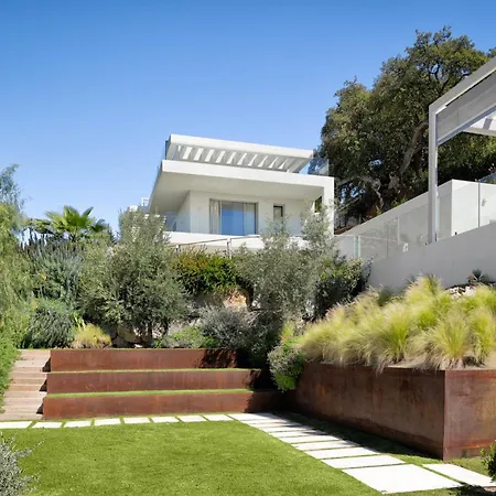Luxury Villa Alma Pool, Garden & Parking-3